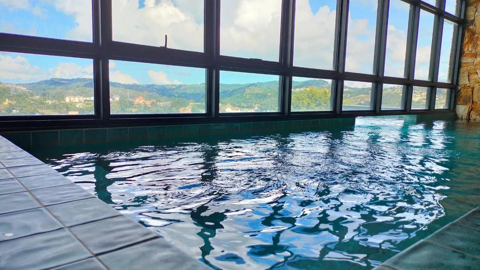 *****  Wanderlust Experience Hotel Best Western Campos do Jordão Brasil